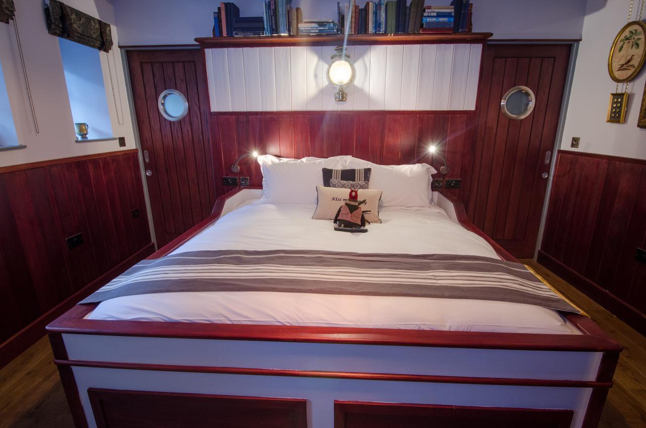 1777. At The Albion Otel Wimborne Minster Dış mekan fotoğraf
